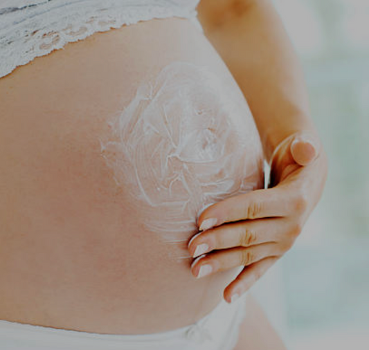 Navigating Pregnancy Skincare: The Do's & Don'ts